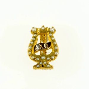 ALPHA CHI OMEGA BADE/PIN CROWN 22 PEARL BADGE